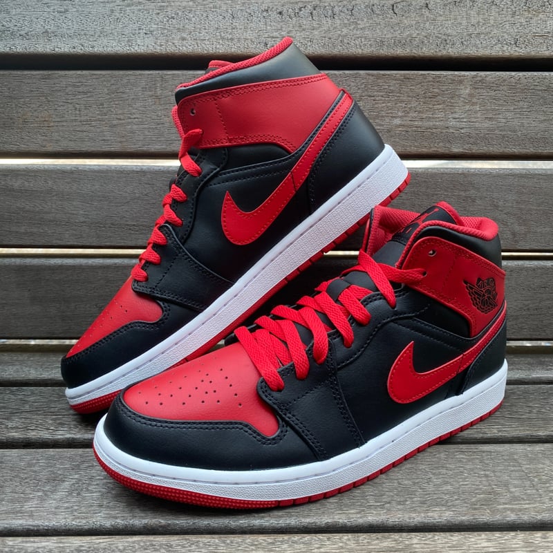 NIKE ナイキ AIR JORDAN1 MID エアジョーダン1 ミッド 黒赤 ブルズ