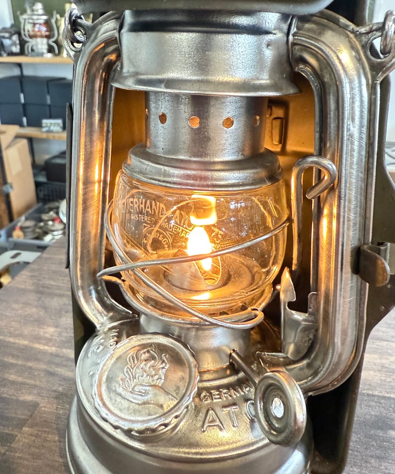 005 レアアイテム‼️FEUERHAND No.75 ATOM MSKo『Marching