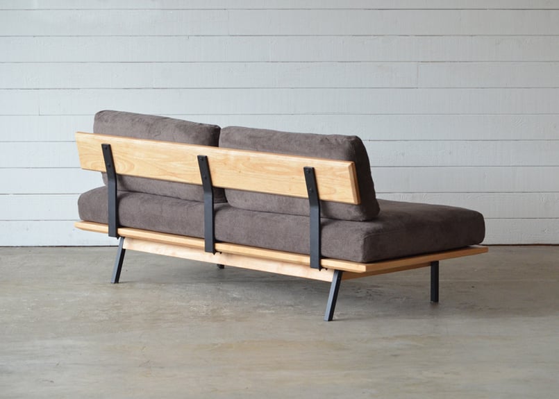 XYS-036]ナチュラルウッドフレームのファブリックソファ