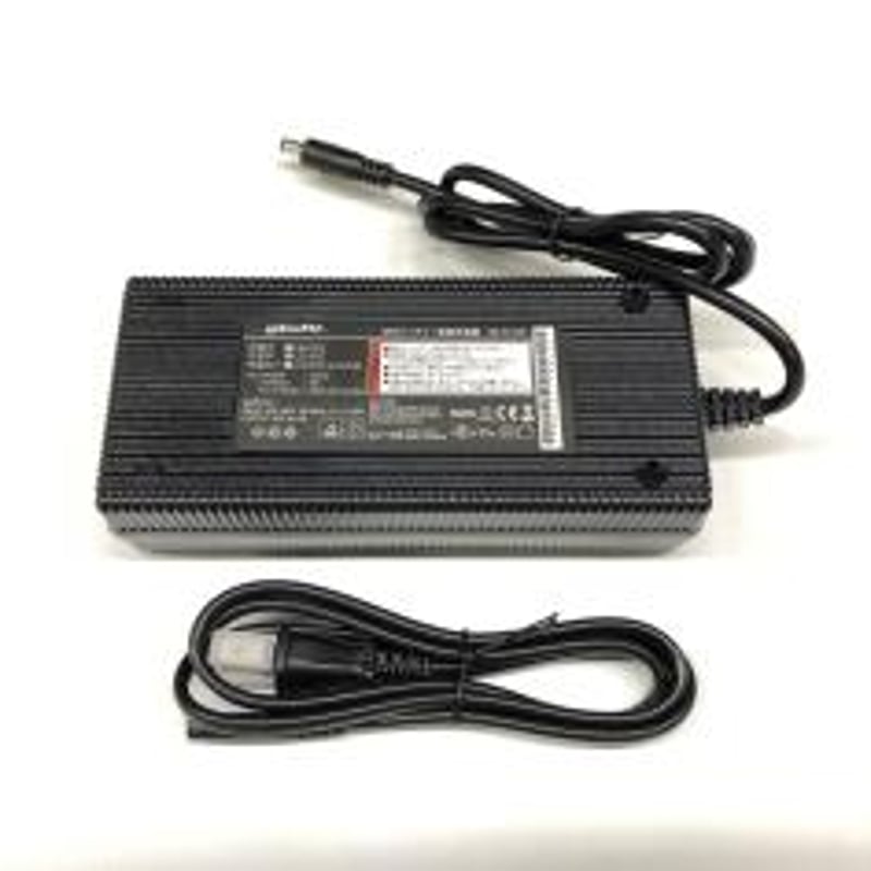 GFR-02専用バッテリー充電器 | 【E-WALK Mobility】電動キックボード