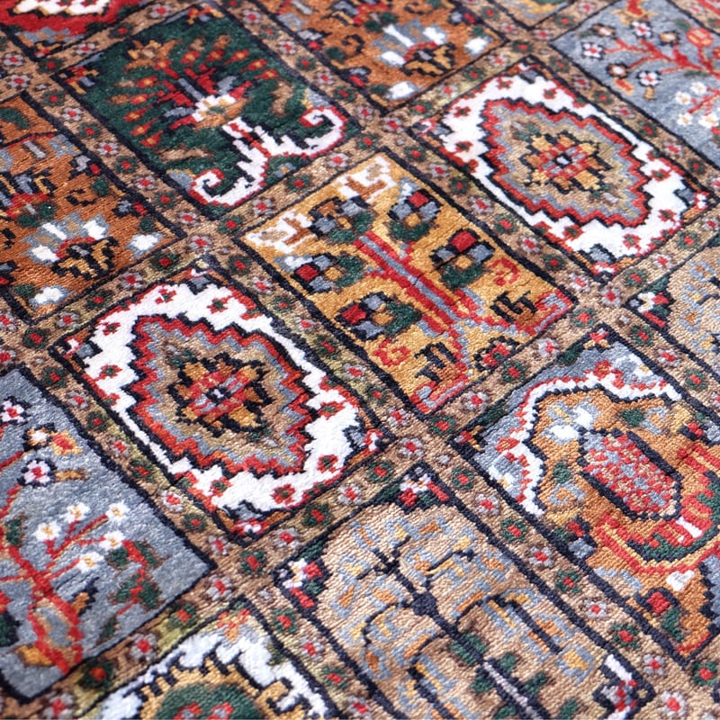 インド 手織り絨毯 シルク ＜約88 x 156 ㎝＞ ブラウン・ガーデン