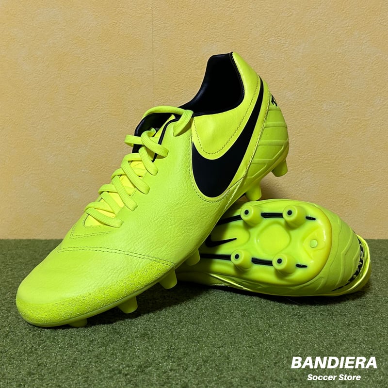 NIKE ナイキ サッカースパイク ティエンポ ミスティック V HG-E（蛍光
