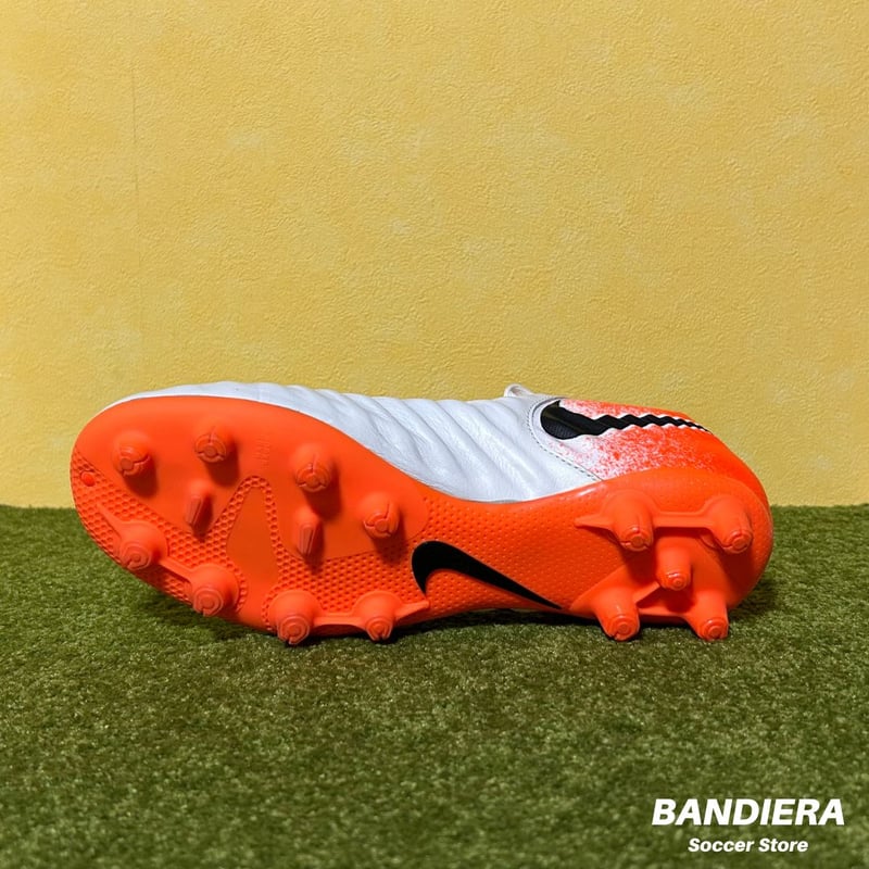 ナイキ】サッカースパイク ティエンポ レジェンド 7 PRO HG（ホワイト