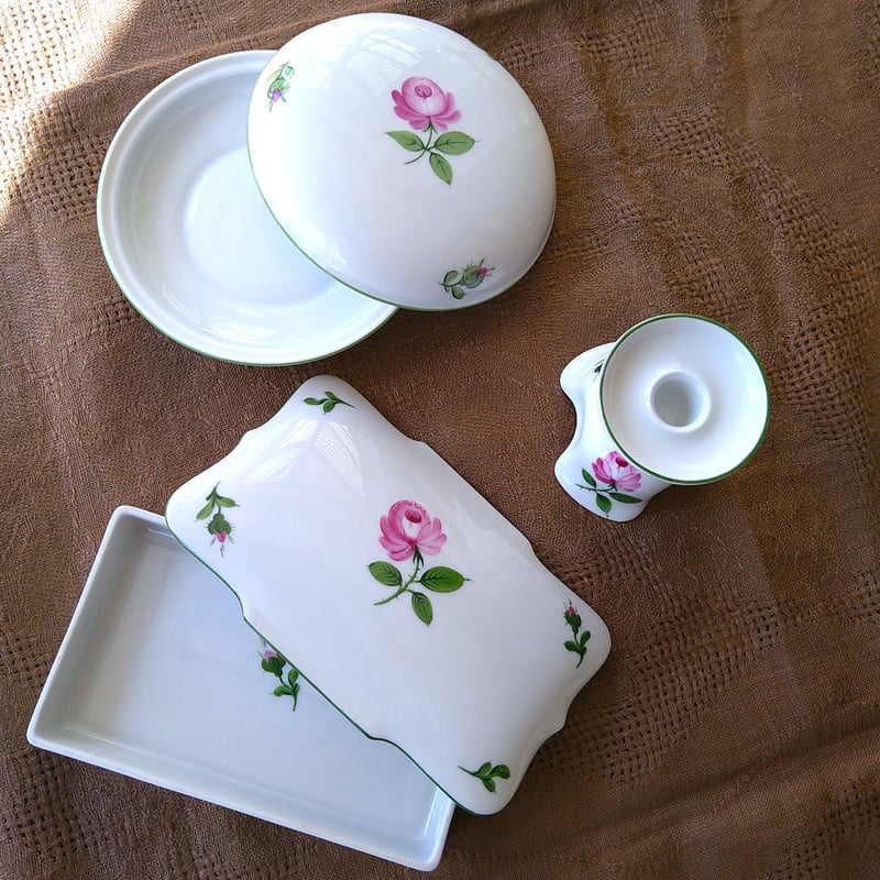 Augartenアウガルテンのウィンナーローズ🌹の小物たちとケシの花のミニ