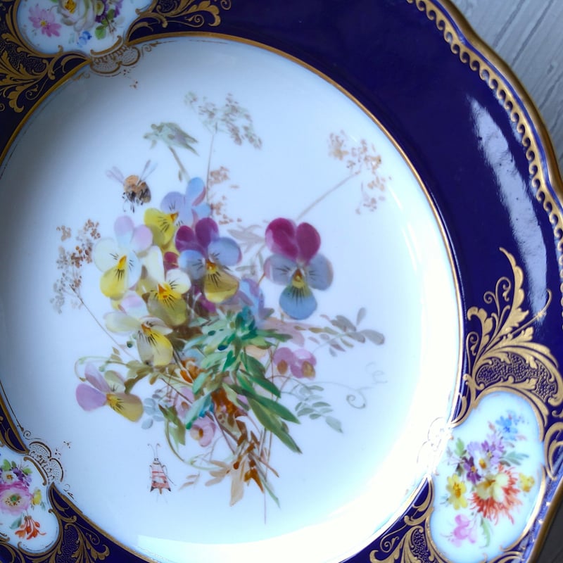 Meissen マイセンコバルトフォンド自然主義絵付け直径約25㎝D三色