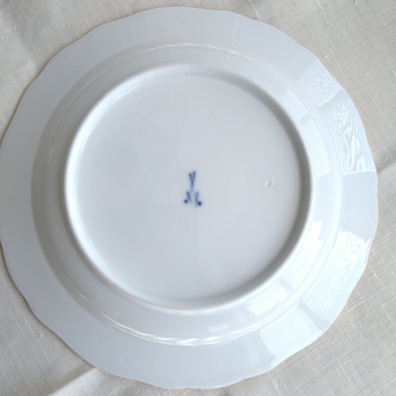 1850～1924年のMeissenマイセン、コバルトと金彩に自然主義様式の花々