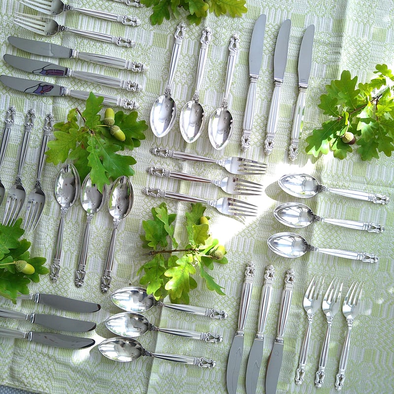 GeorgJensenエコーンのディナー用のフォークとナイフとスプーンの6人用