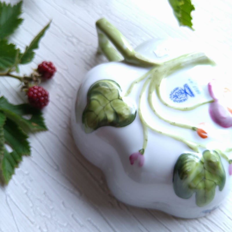 Herendヘレンドロスチャイルドバードのオープンシュガー