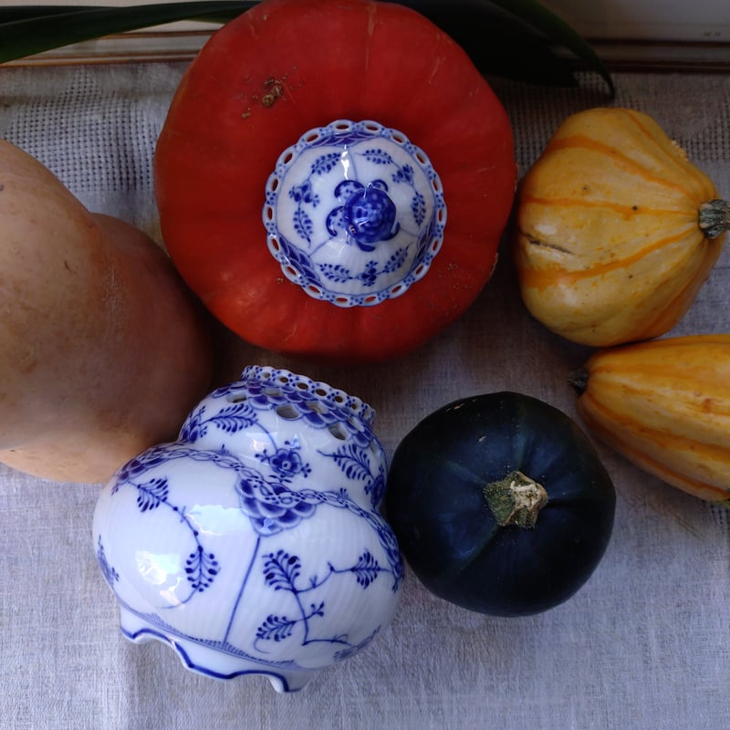 1889-1922年RoyalCopenhagenフルレースのポプリポット蓋付き高さ約15.5