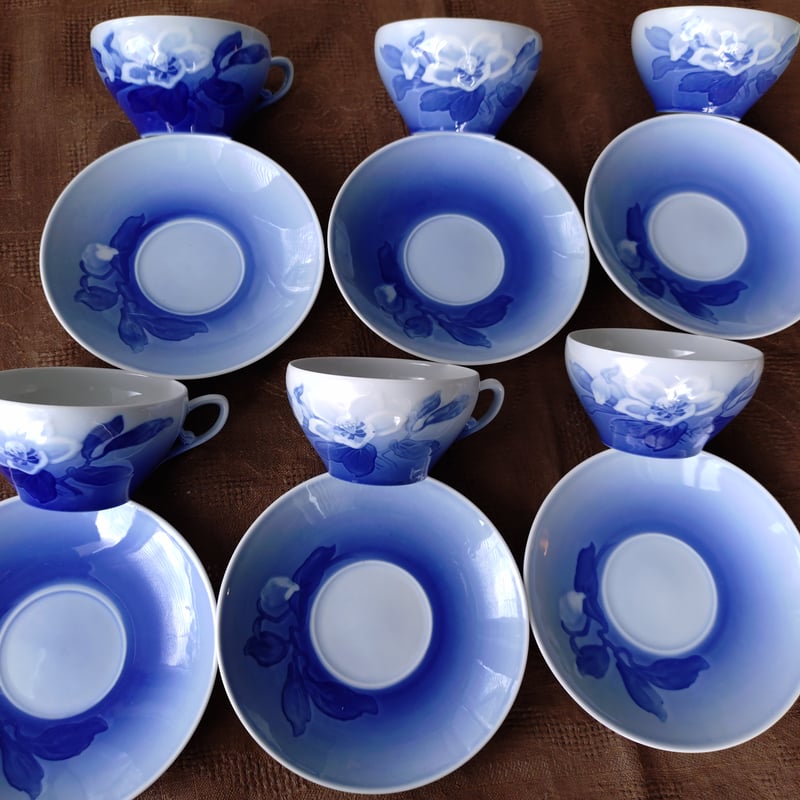 Bing＆GrondahlビングオーグレンダールのJulrosenクリスマスローズの