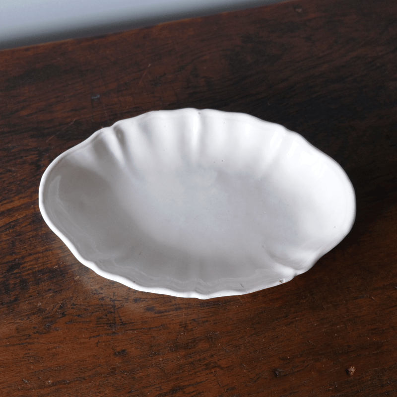 Moustiers ムスティエ 花リム 輪花 オーバル 皿 ラヴィエ アンティーク