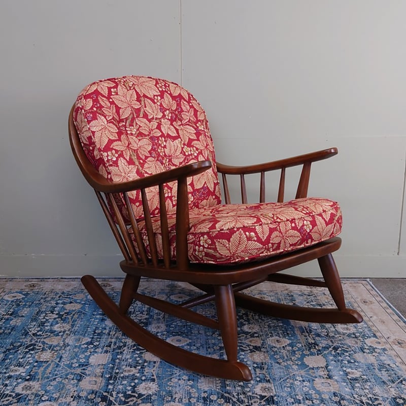昭和レトロ、木製ロッキングチェア 、キツツキ、柏木工、日進木工、天童木工、 2026年最新】柏木工 ロッキングチェアの人気アイテム - メルカリ