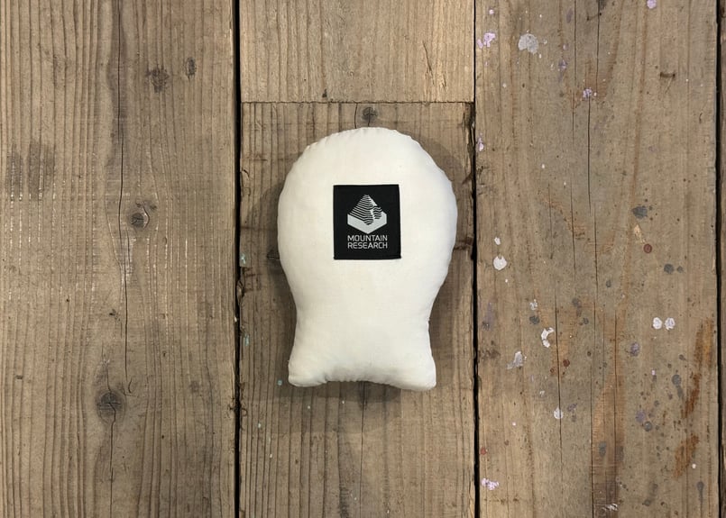 MOUNTAIN RESEARCH】Stuff Cushion | LOGGERS Gear
