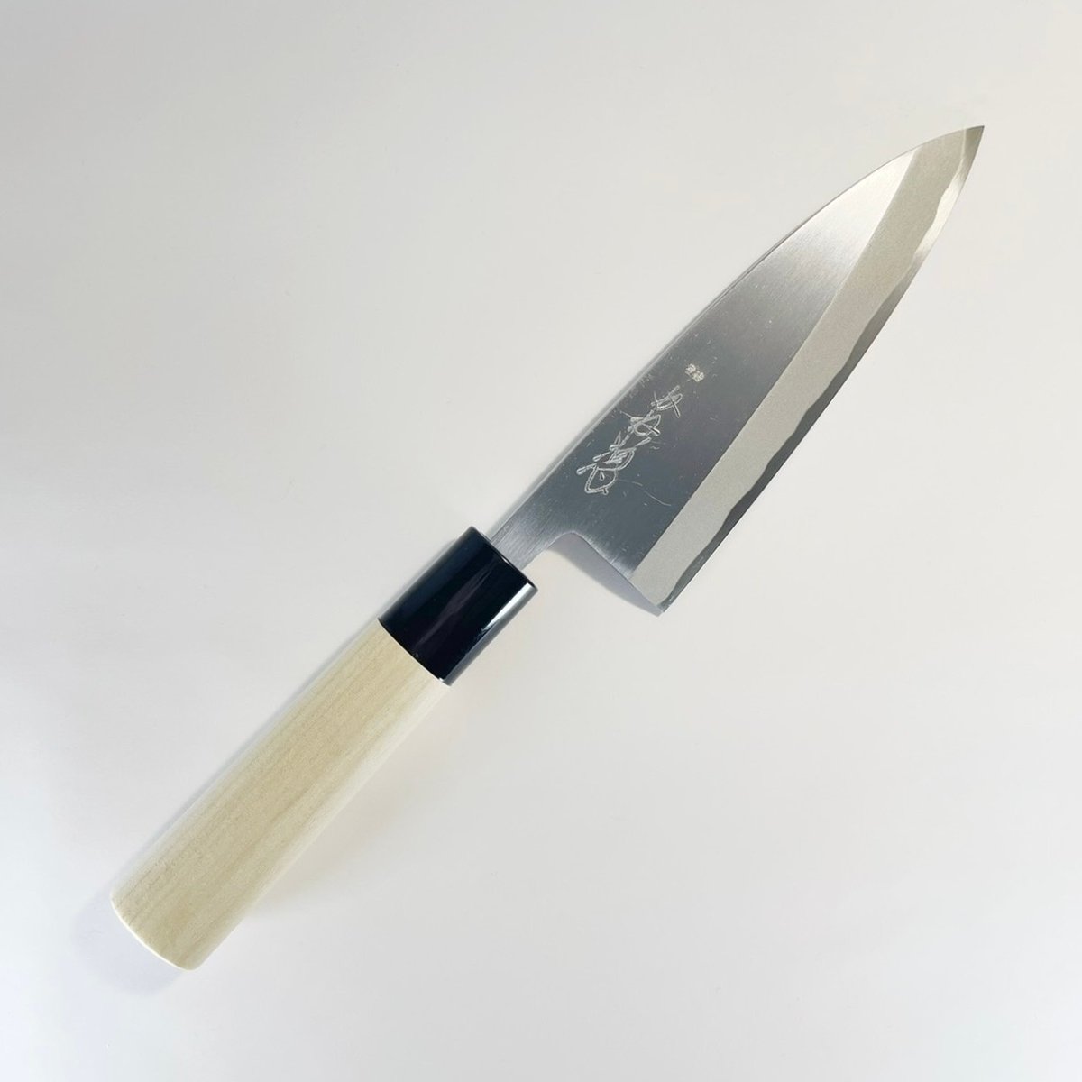 出刃包丁 白鋼 プラ柄 4寸5分（135mm） | 刃物の老舗 本家かね惣