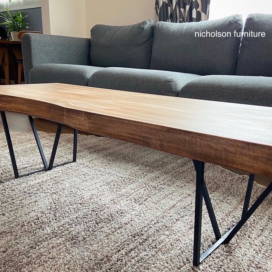 1点物 】一枚板 ローテーブル シナ材 | ニコルソン家具店