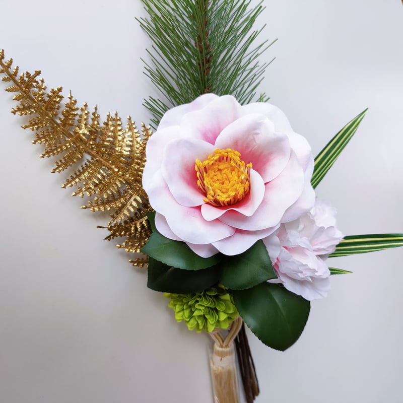 椿と芍薬の正月飾り | MAPLE FLOWER＆COFFEE