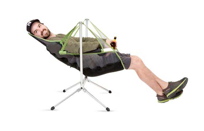 ゆ～らゆ～ら揺れるニーモの新感覚チェア『スターゲイズリクライナー