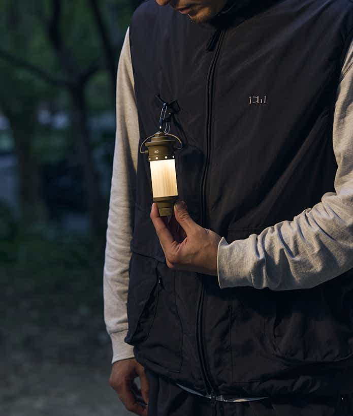 手のひらサイズで高機能！WAQから“ちょうどいい”新作LEDランタン登場