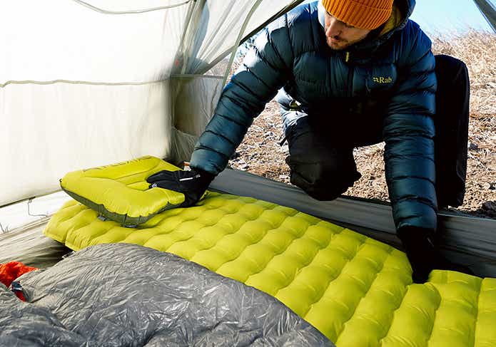 1分で膨らむ」「しかもR値9！？」FLEXTAILから冬でも朝まで快眠でき