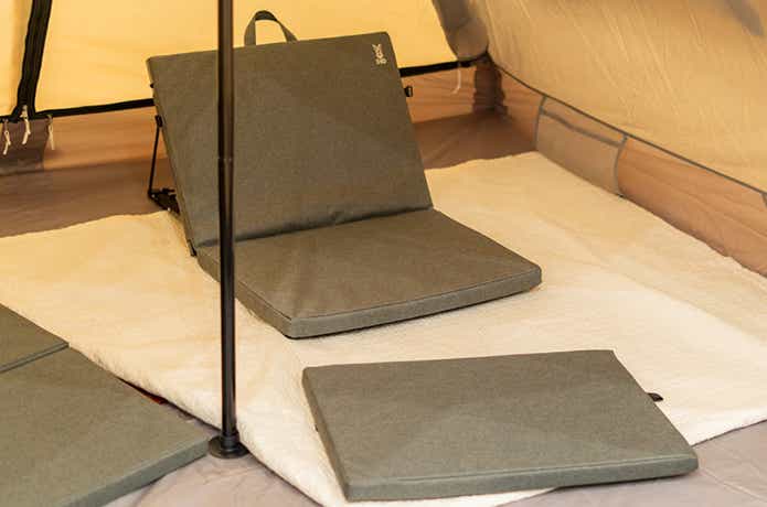 外でもゴロゴロしたい】DOD新作は、“キャンプを靴下”で過ごせる。家と