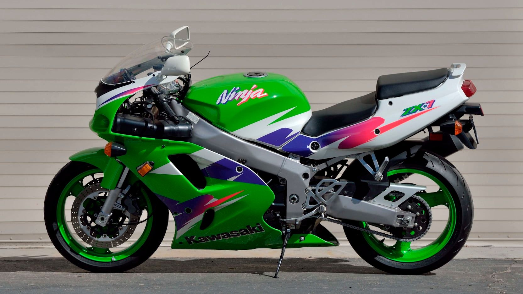 1995 Kawasaki ZX7 Ninja VIN: JKAZXDL13SA030437 - CLASSIC.COM