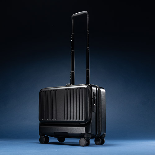 ANAオリジナル＞フロントオープン 横型ビジネスキャリー（36L）機内