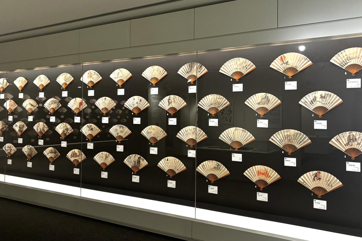 高島屋東別館で「富岡鉄斎」展 没後100年節目に、所蔵の扇子100本展示