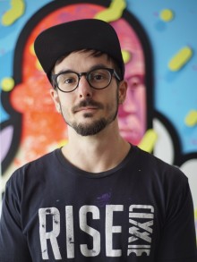 中野ブロードウェイ「Hidari Zingaro」でマイケル・リーダーさん個展