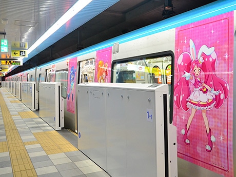 仙台市地下鉄東西線に「プリキュアトレイン」 スタンプラリー、撮影