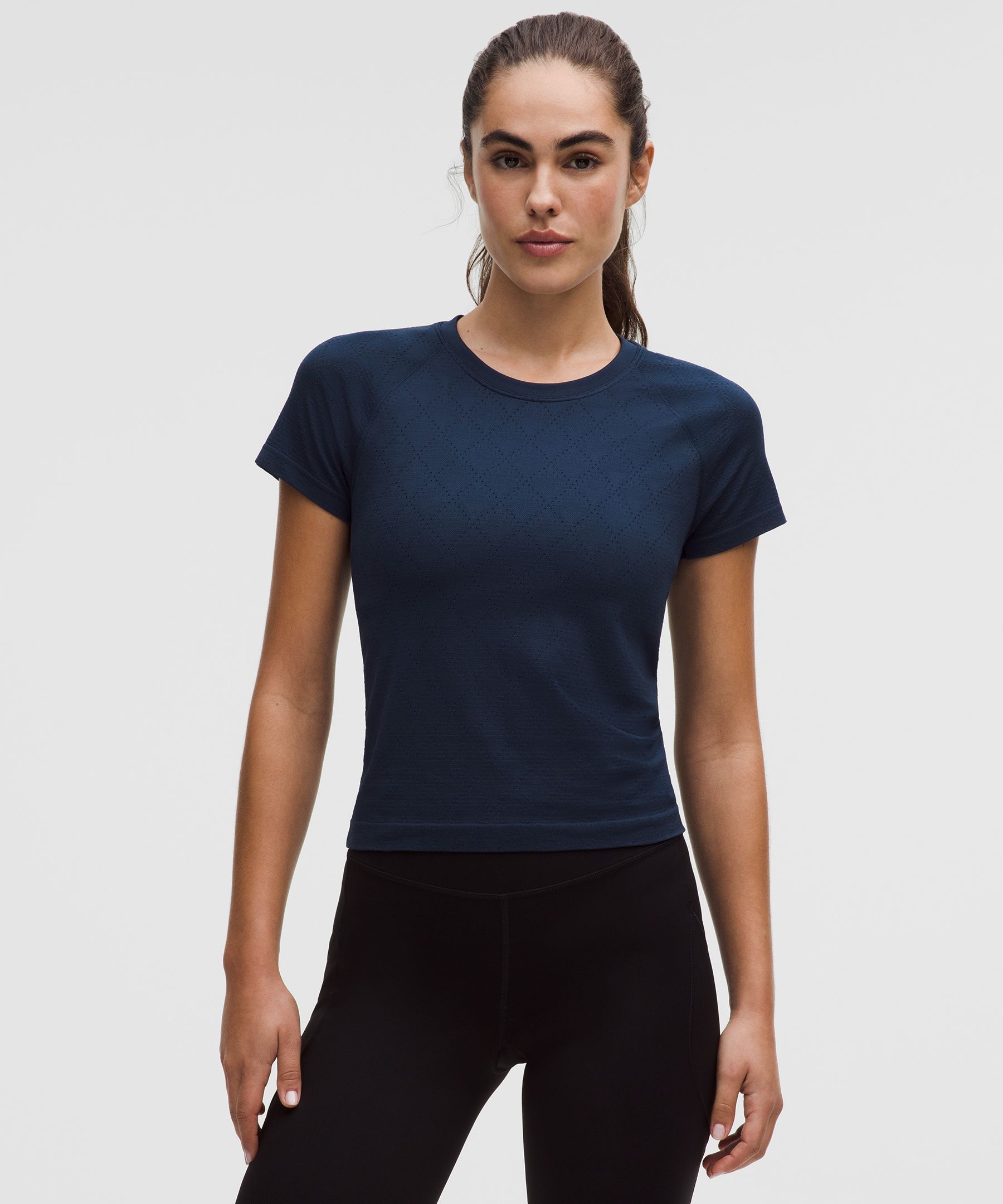 Swiftly Tech Short-Sleeve Shirt 2.0 *Waist Length | Women's Short