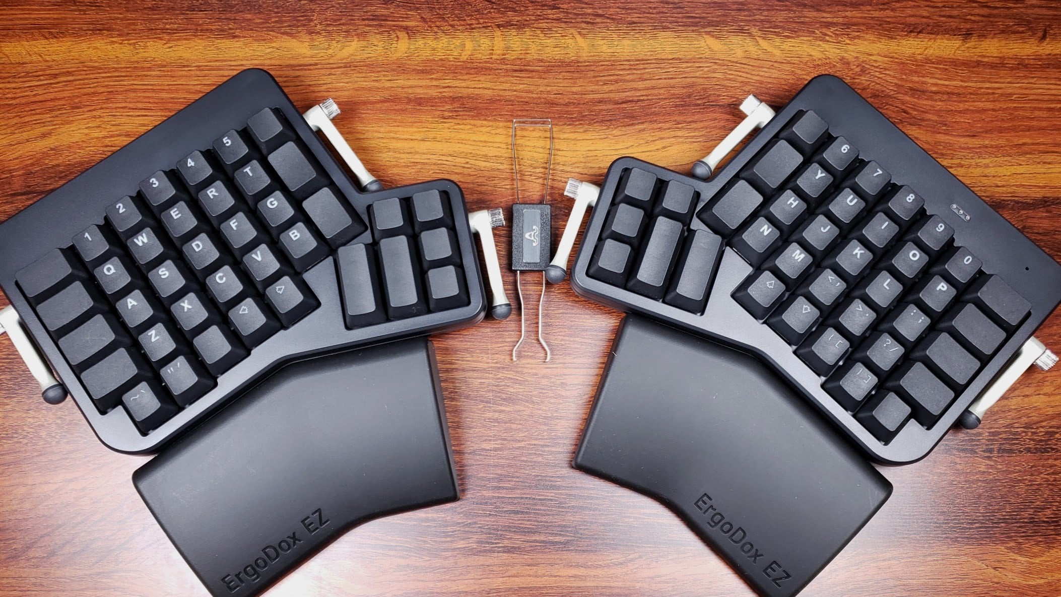 ErgoDox EZ Glow Review - The Most Powerful Keyboard Ever? | MMORPG.com