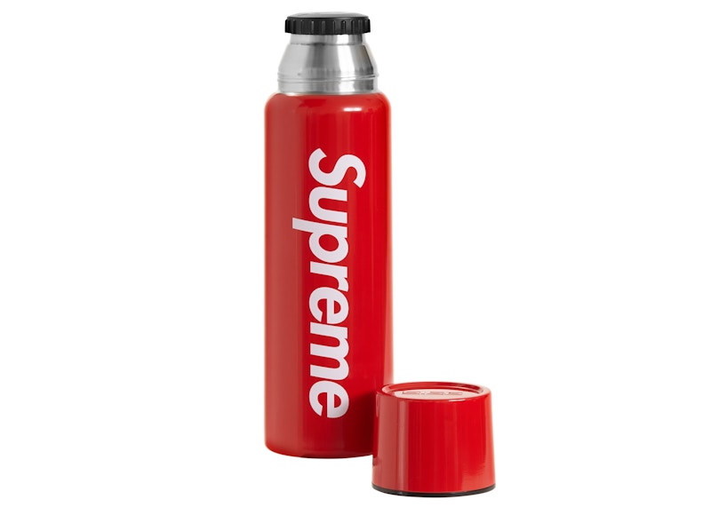 Supreme Nalgene 32 Oz. Bottle: Supreme Pick of the Week - StockX News