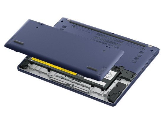 PC-Webzine - 「dynabook X83」自分でバッテリーを交換できるモバイル