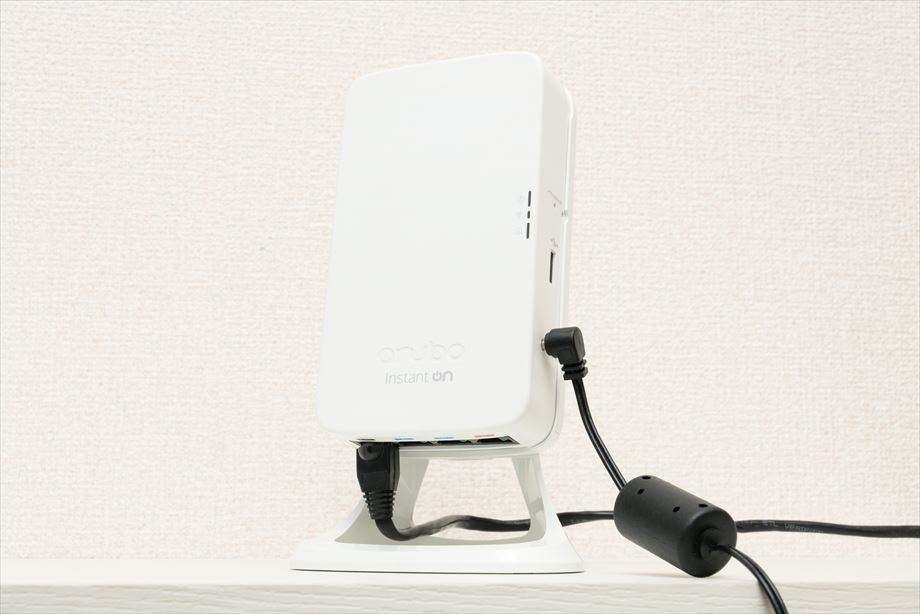 PC-Webzine - 小規模店舗でリーズナブルにWi-Fi環境を構築する無線LAN