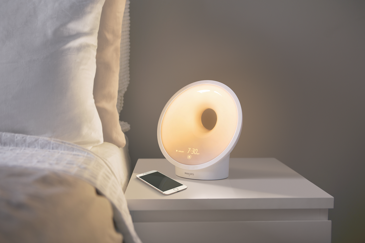 SmartSleep Connected Sleep and Wake-Up Light HF3670/60 | Philips