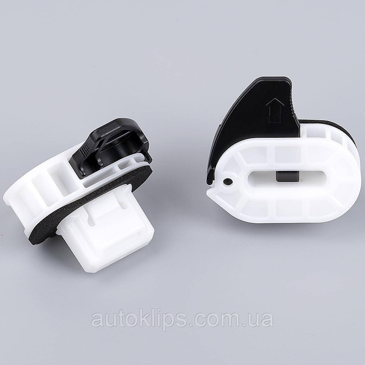 6625502070_w640_h640_662550207