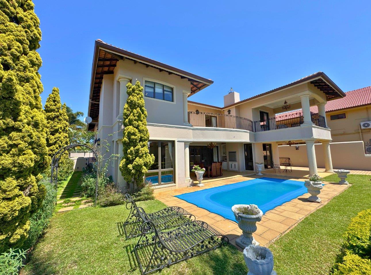 4 Bedroom House for sale in Izinga Estate - P24-116976050