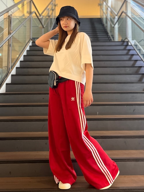 アディダス オリジナルスショップ ラゾーナ川崎プラザKMさんの