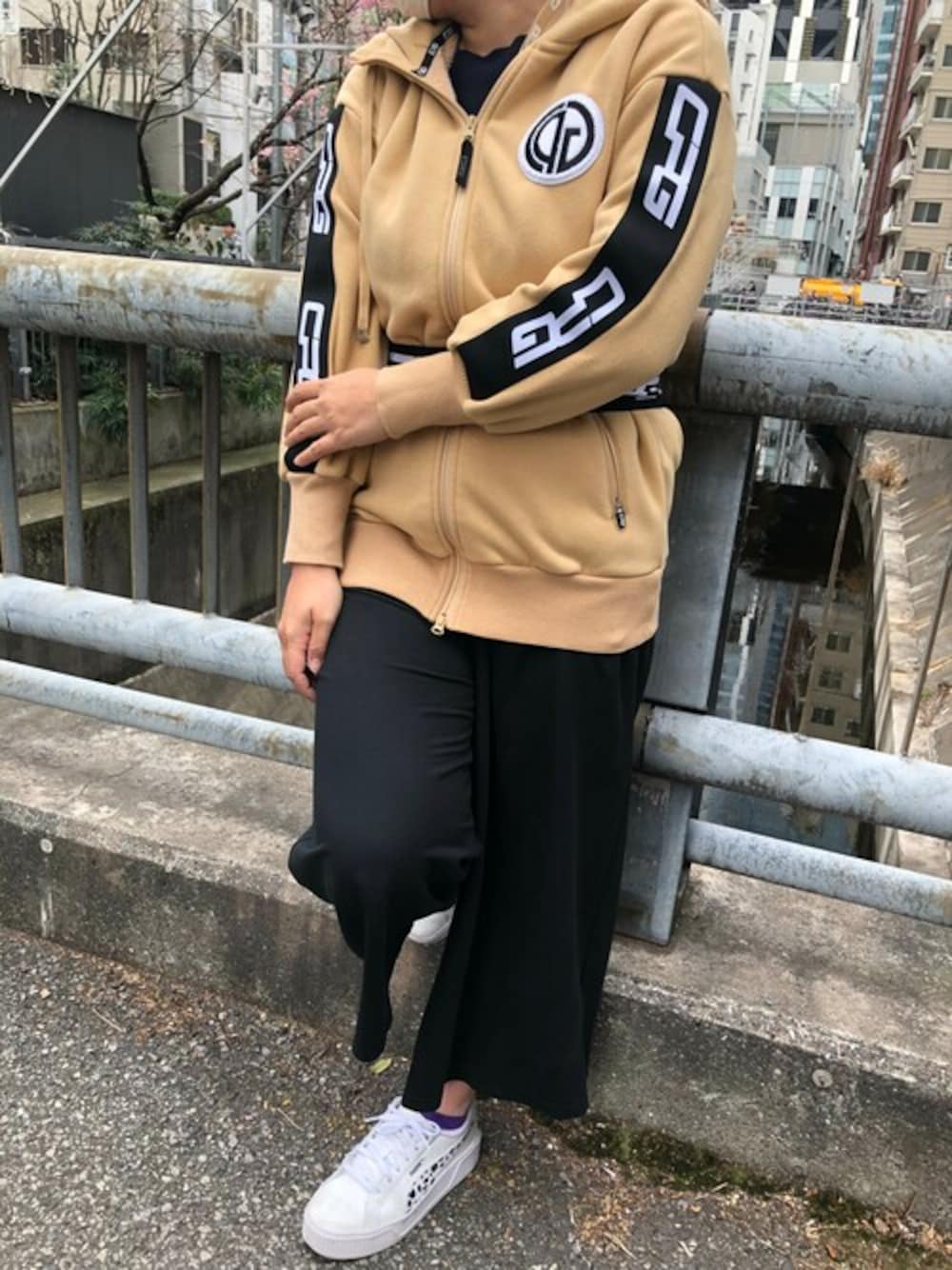 CPG GOLF（シーピージーゴルフ）の「Fluffy long length zip up jacket