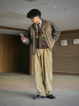 POLO RALPH LAURENのアイテム（ベージュ系）を使った「コーデュロイ