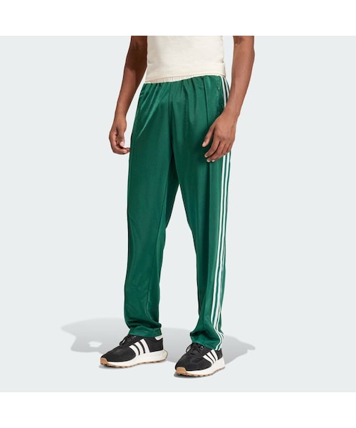 adidas（アディダス）の「トラックパンツ（ジャージ）（）」 - WEAR
