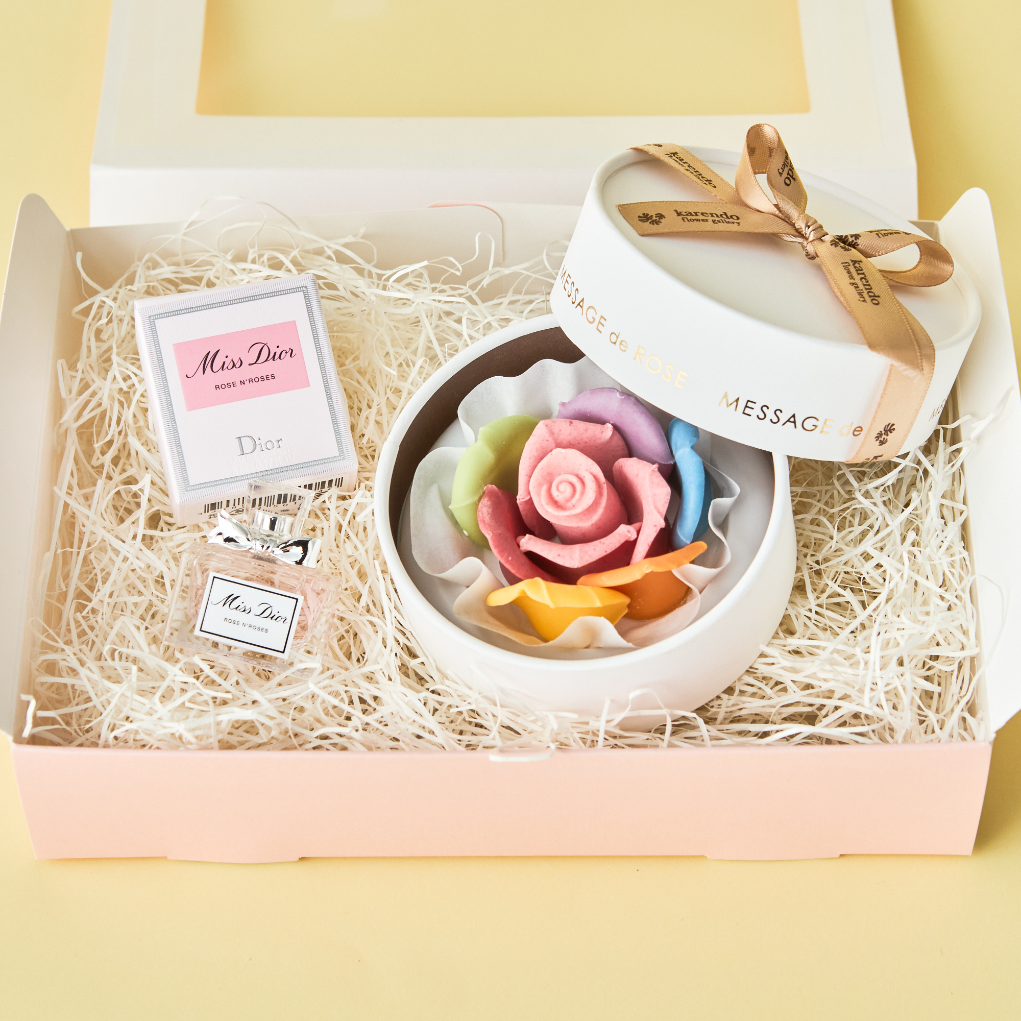 ギフトBOX付】ディオール香水＆花のチョコレートセット | karendo
