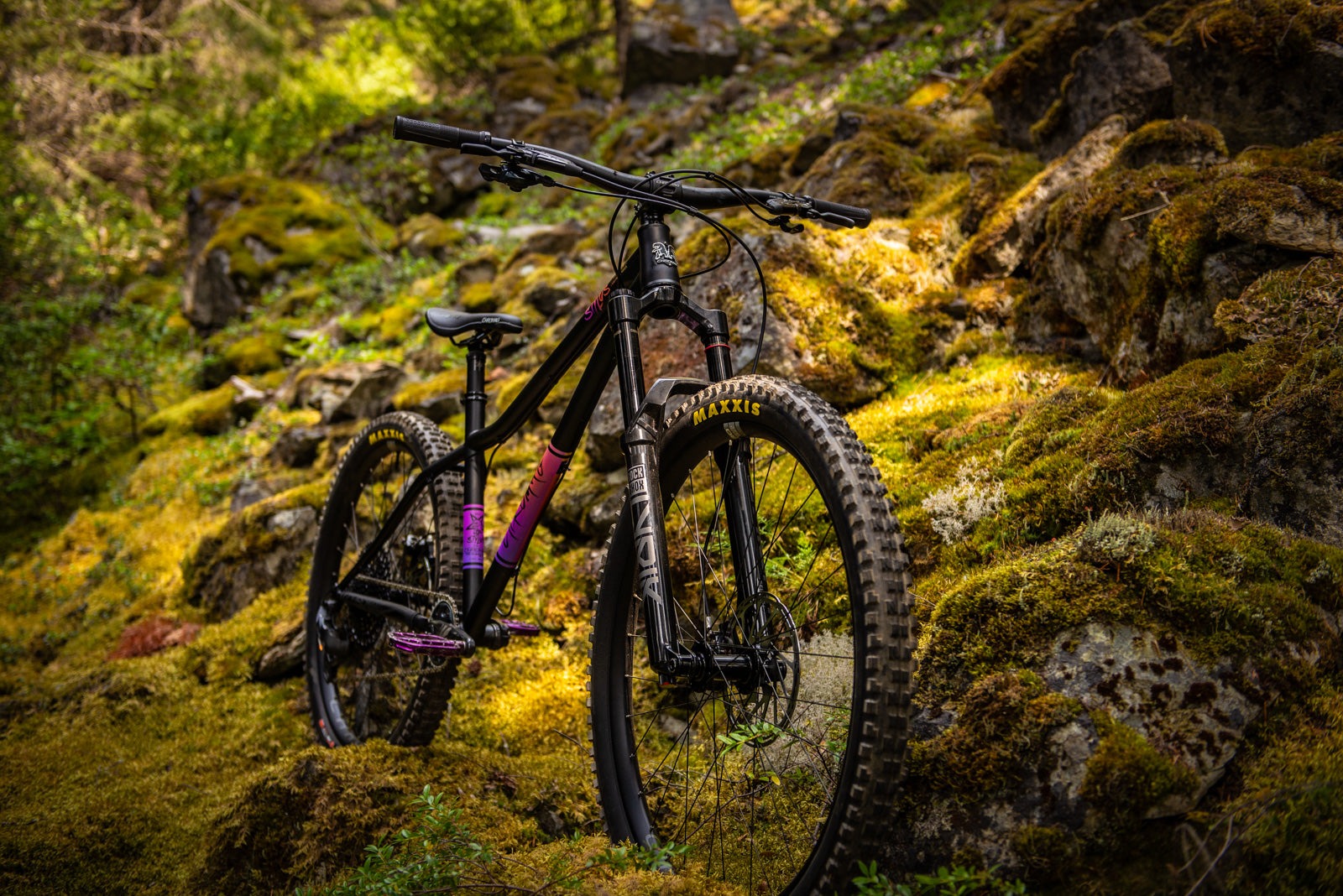 The Chromag Stylus MX | The Radavist | A group of individuals who