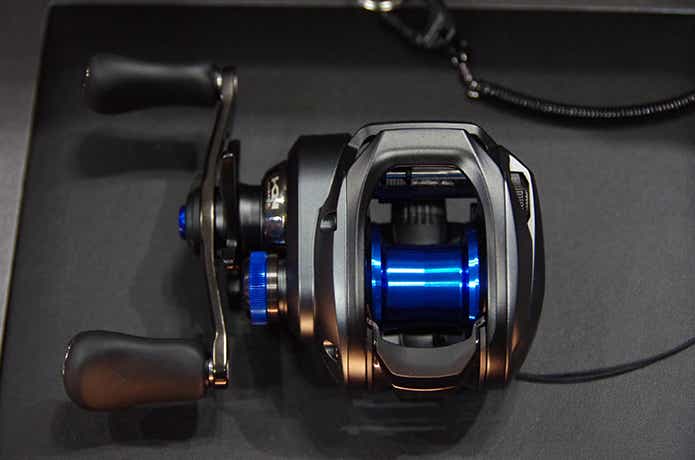 シマノSLX「DC」が国内でも登場。'20年新作エントリーDC機をさっそく