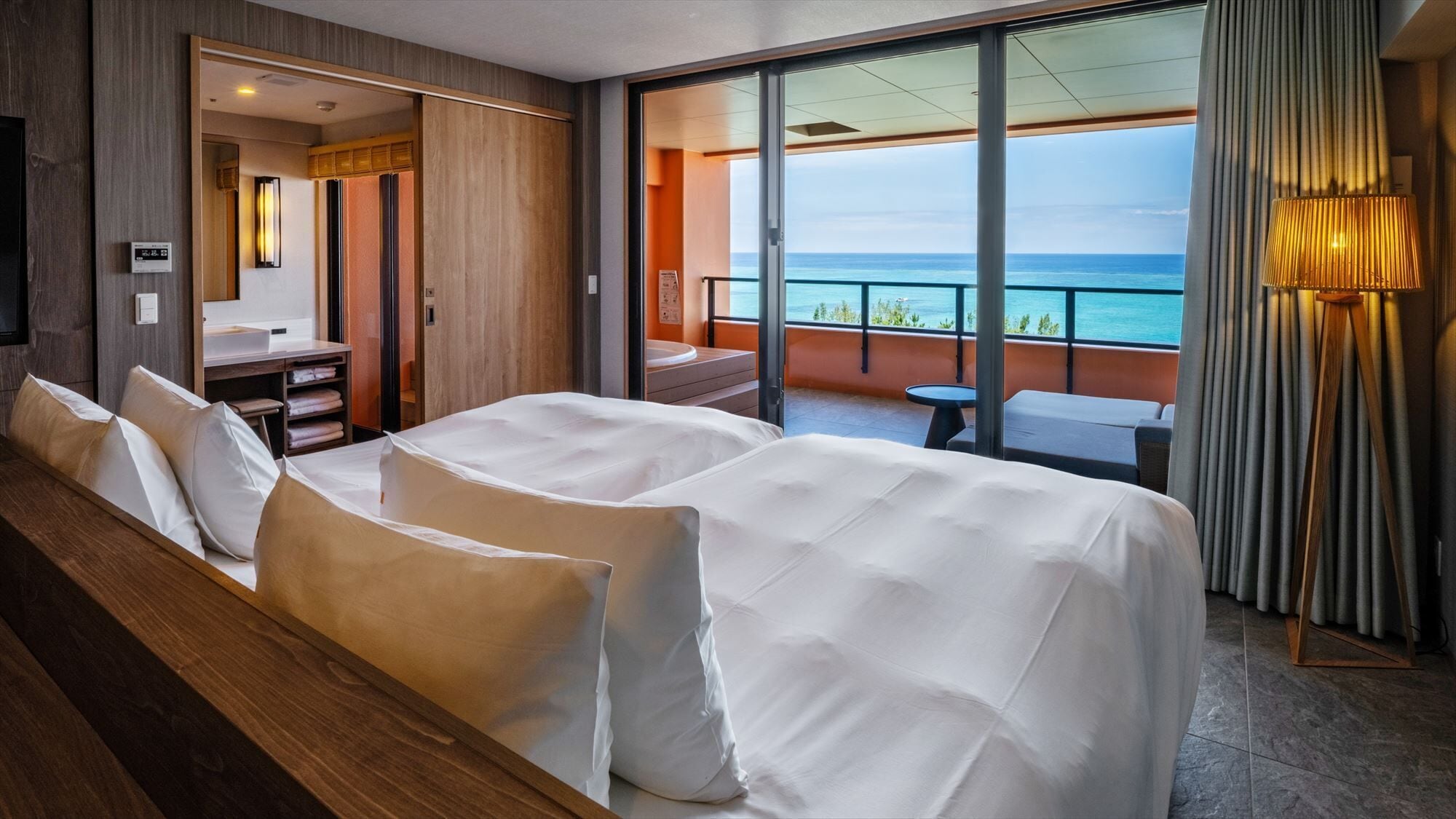 AQUASENSE Hotel & Resort(恩納村)を予約 - 宿泊客による口コミと料金