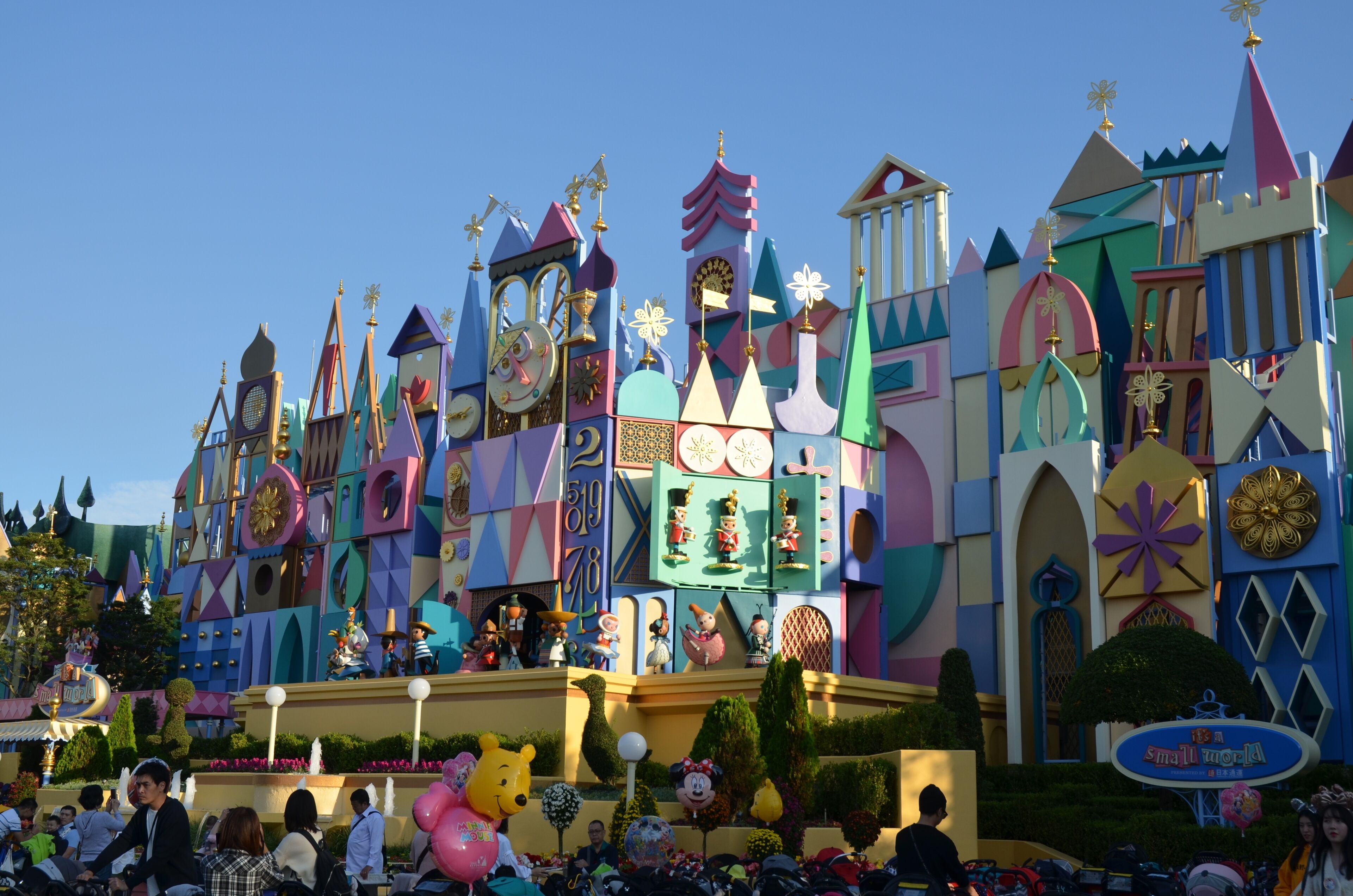 Tokyo Disney Resort® Tours - Book Now | Expedia