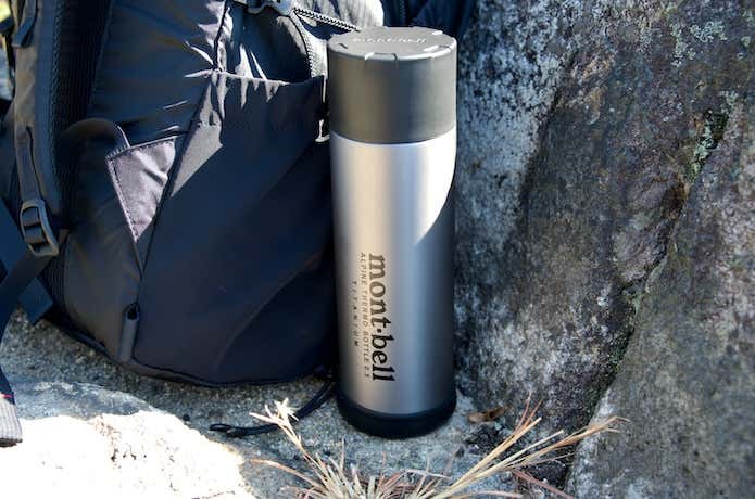 その軽さにびっくり！大人気 モンベルのアルパインサーモボトルに