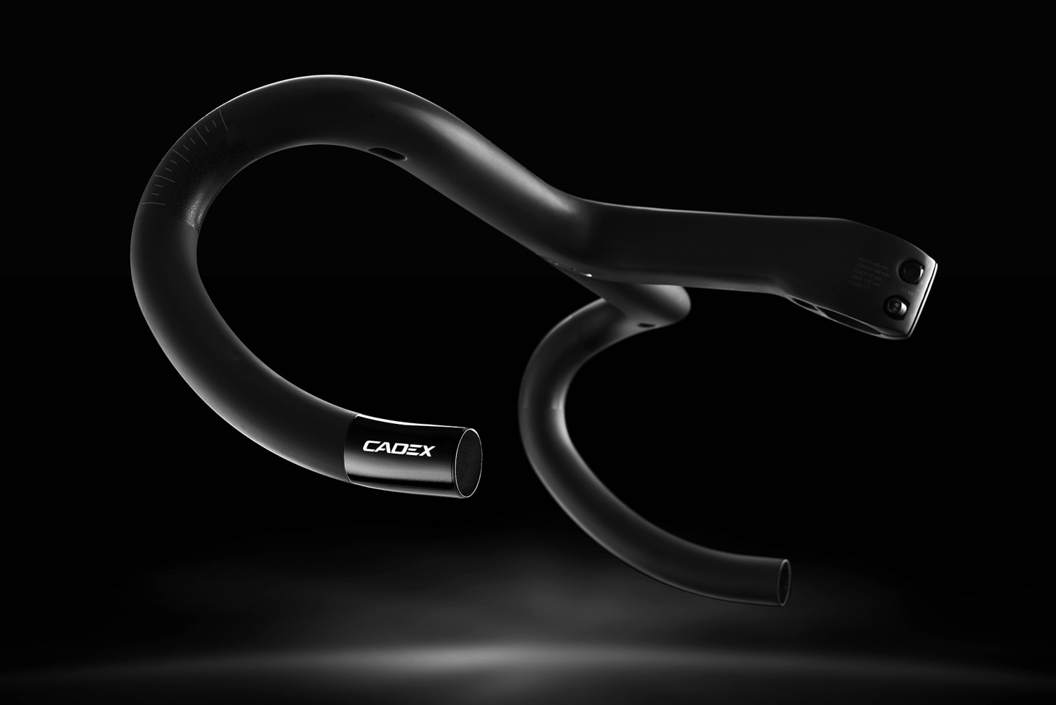 CADEX RACE INTEGRATED HANDLEBAR：1-1/8 inchコラム対応モデルを追加