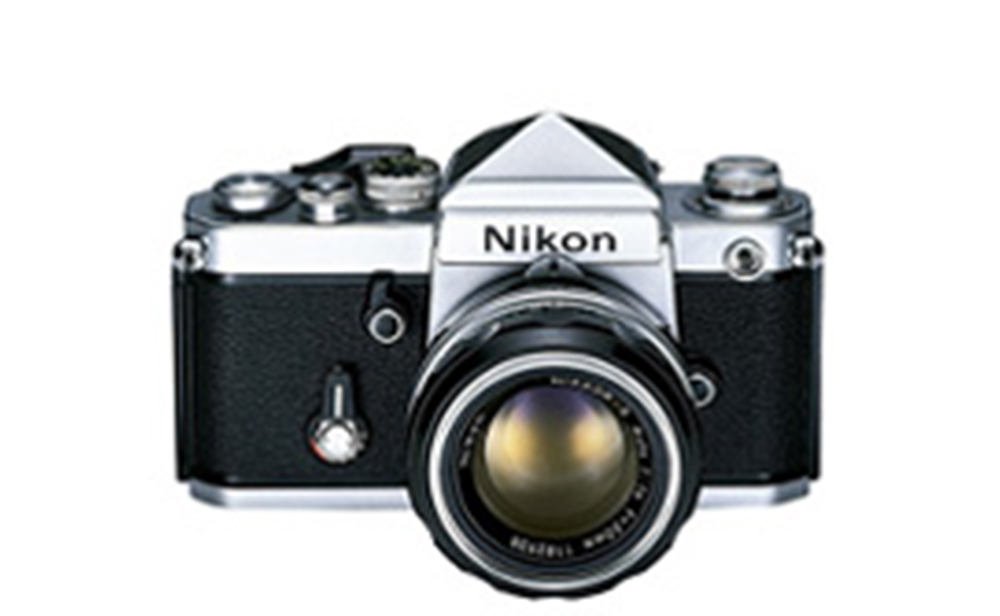 NIKON 『THE HISTORY OF Nikon CAMERAS』木製額 pic_009.jpg
