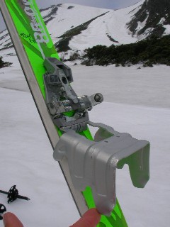 ディナフィットTLT用スキーアイゼン | テレマークスキー・ライフ